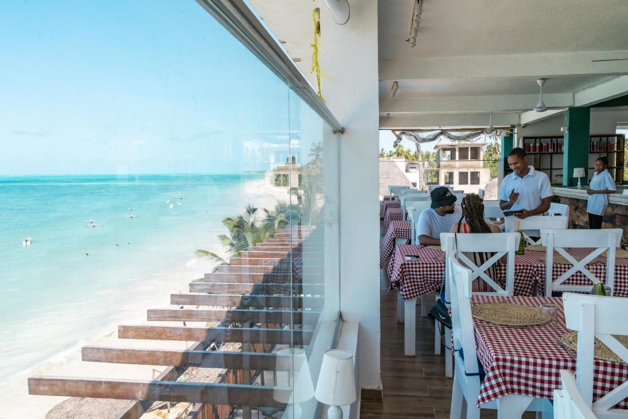 Hotel Pili Pili Sunrise Beach Jambiani  Exterior foto